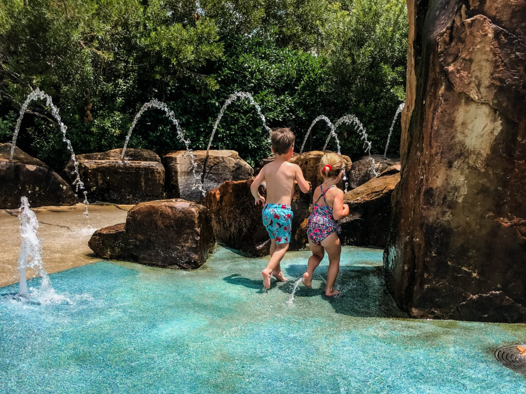 splash pad cover graphic