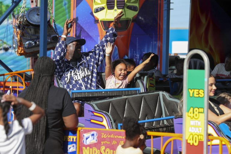 Mid-South fair ride
