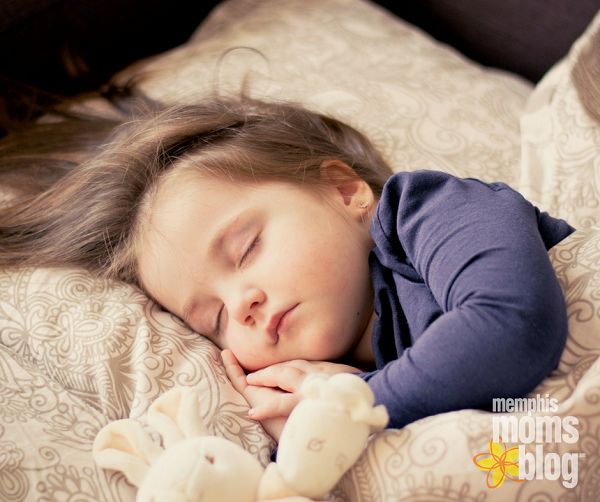 I Put My Kids to Bed Early… And I Love It