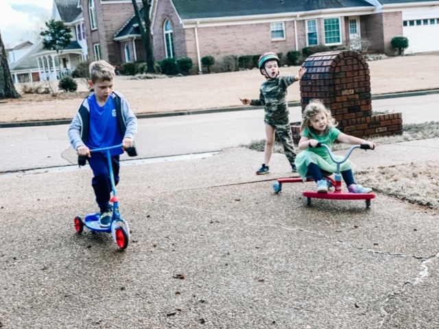 Kids Play during cancer treatment
