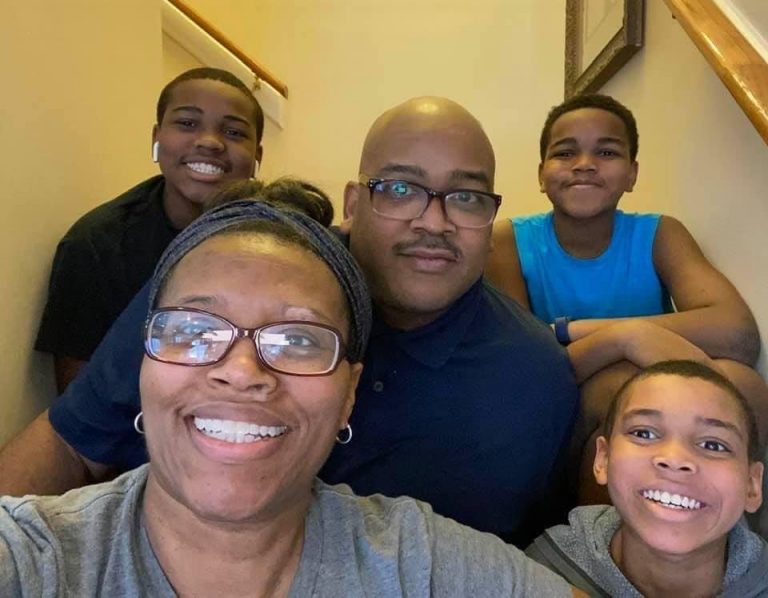 family with 3 boys