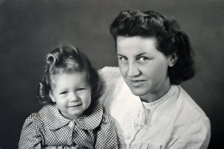 memphis mom collective mom bw