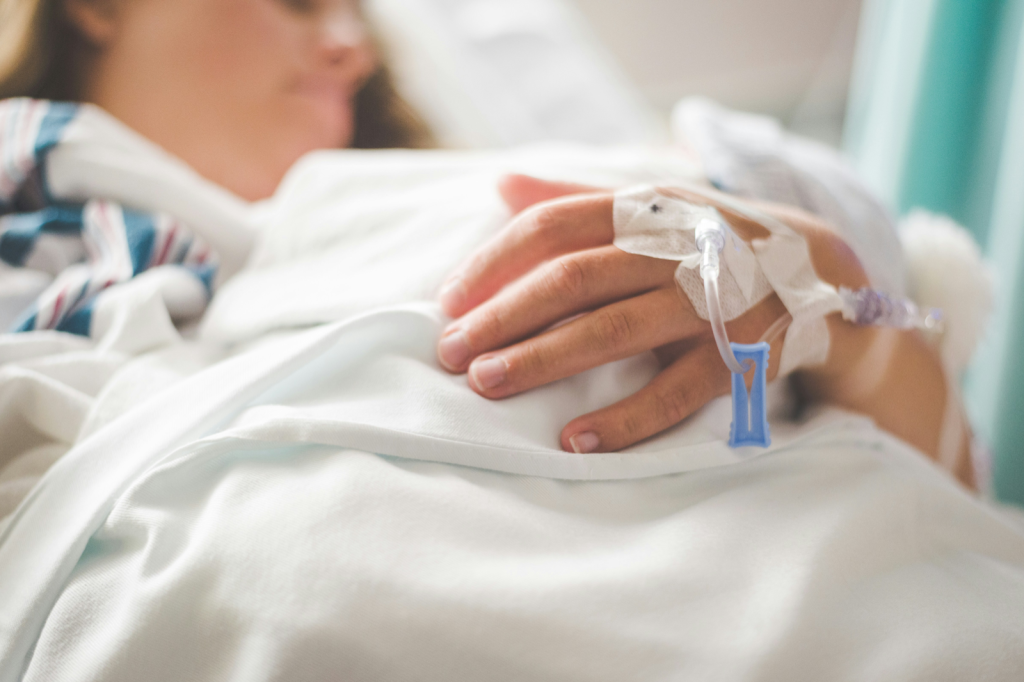 woman in a hosital bed OBGYN