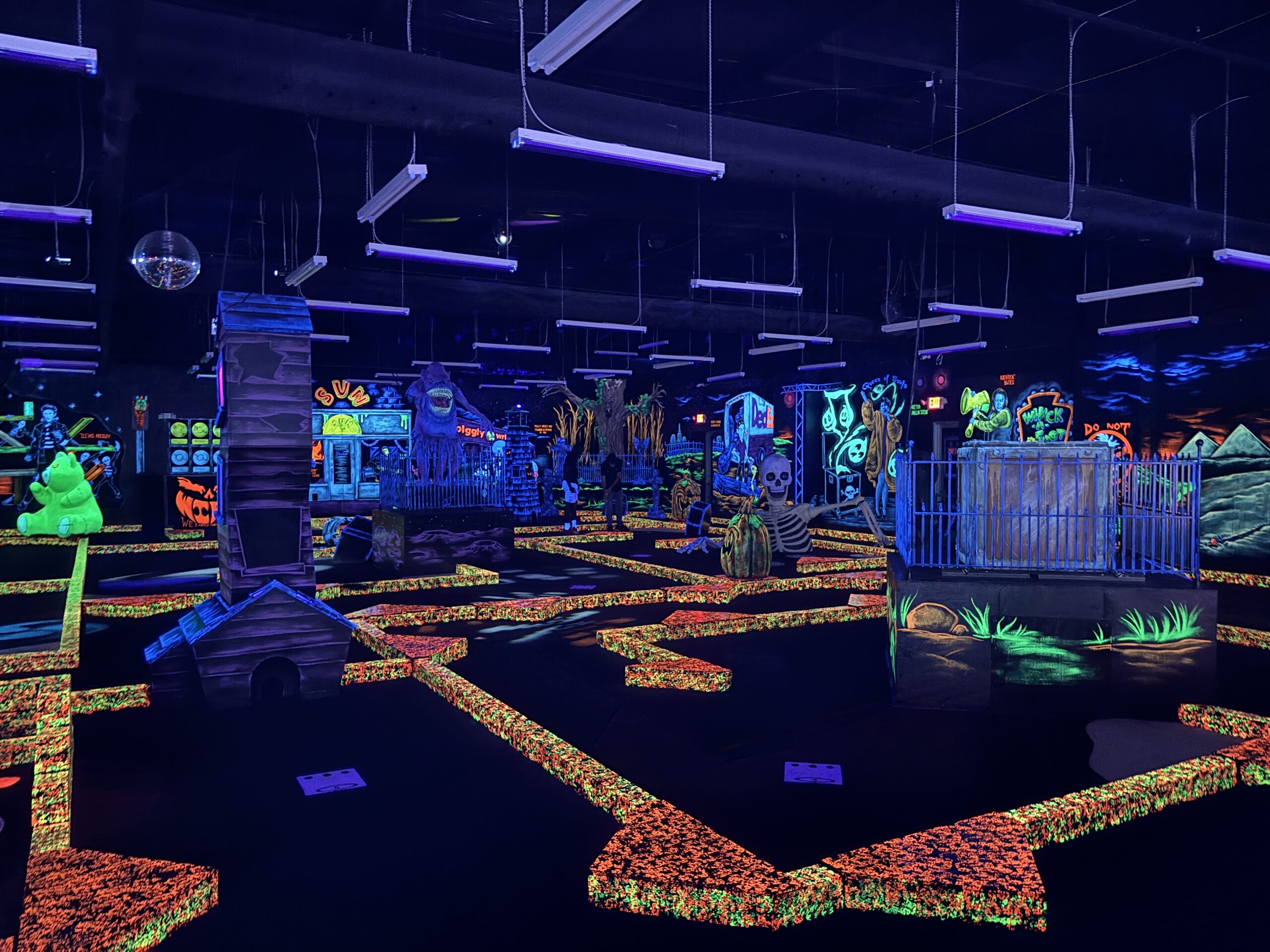 Monster MiniGolf mini golf course 