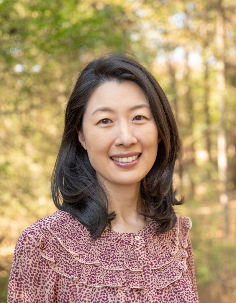 Helen Ly headshot
